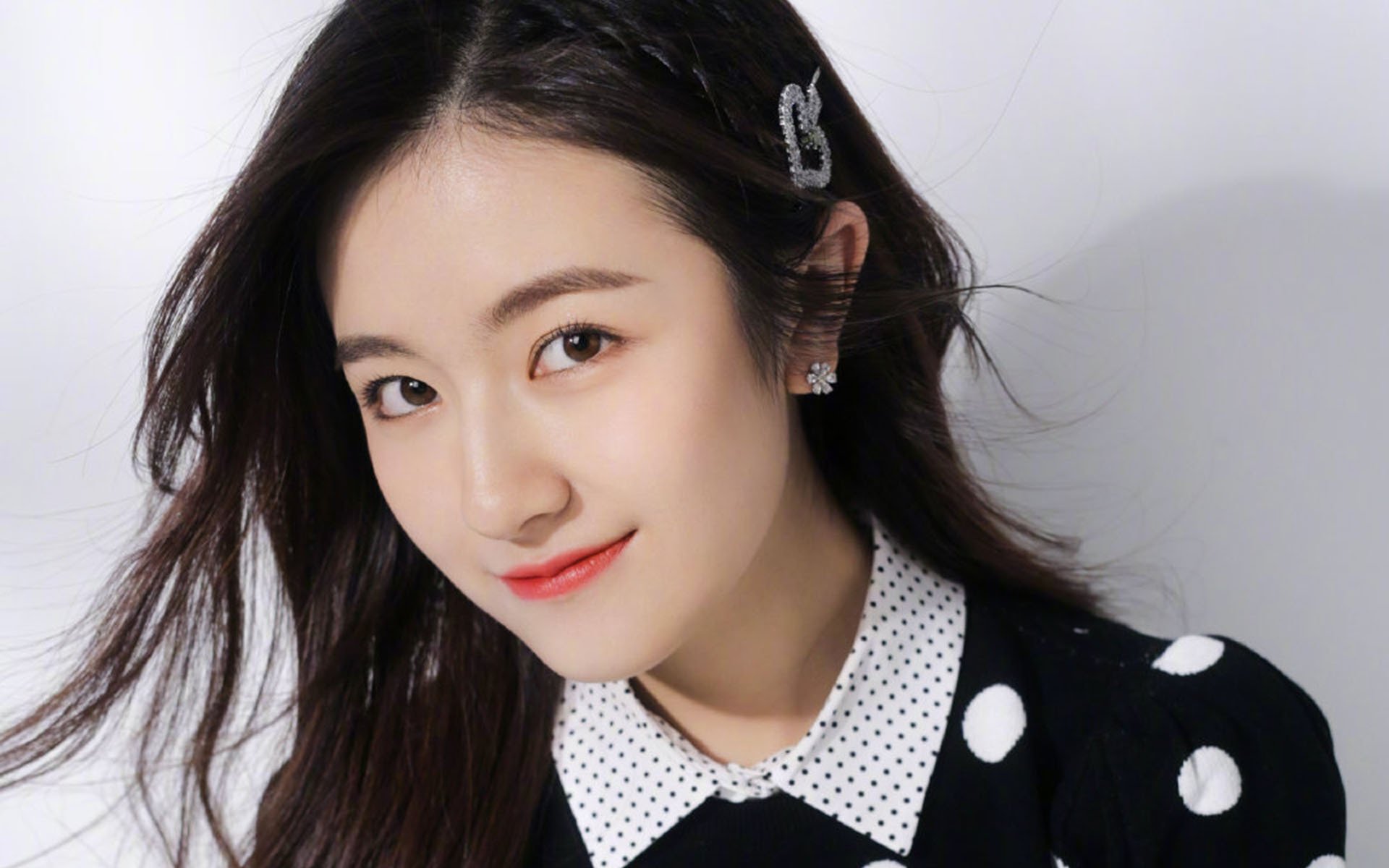 乐鱼体育-世界杯激情激荡：每一场都让人热血沸腾，世界杯精彩瞬间视频