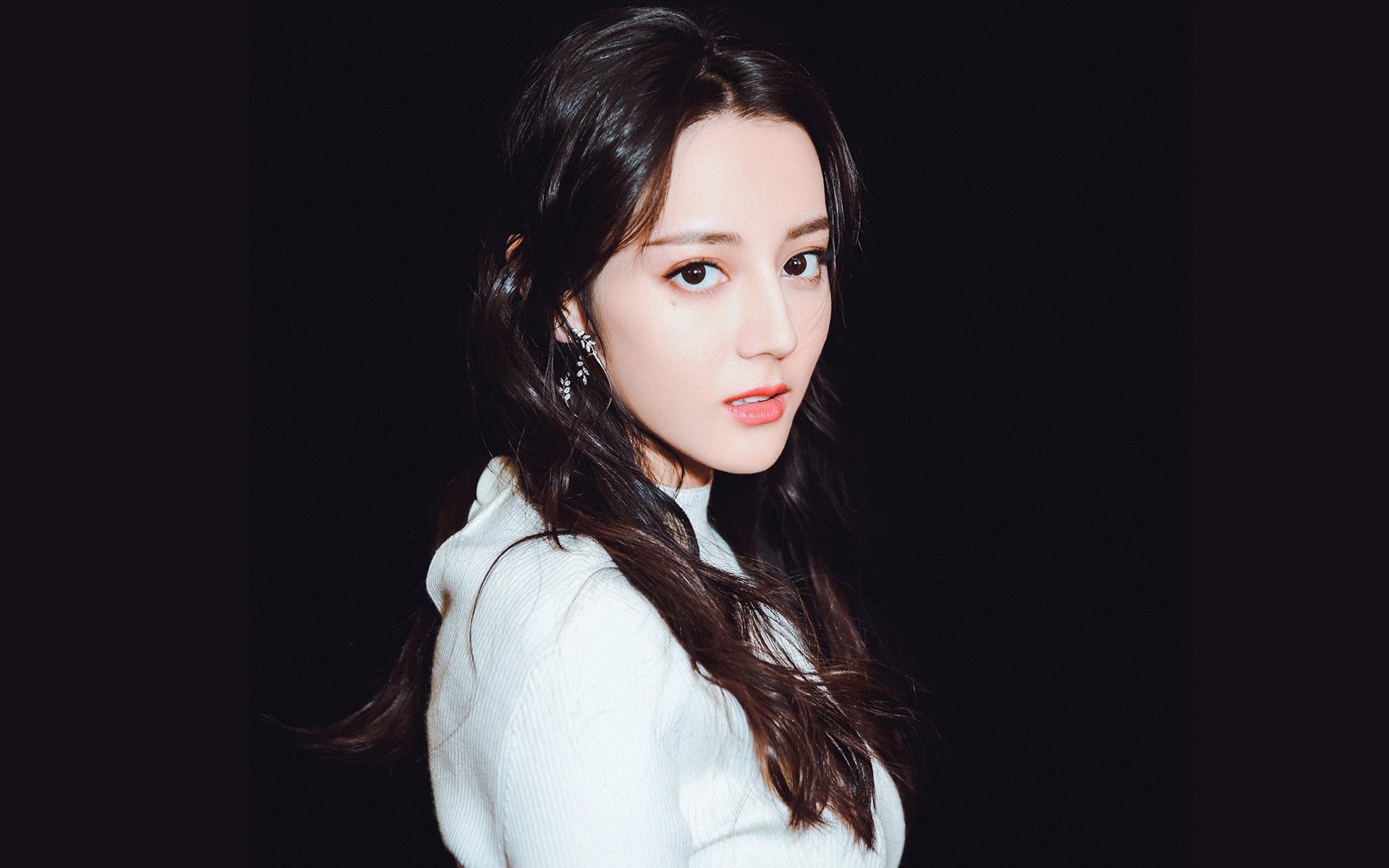 下载乐鱼体育APP-中国女篮晋级亚洲杯四强展现整体实力，中国女篮亚洲战绩