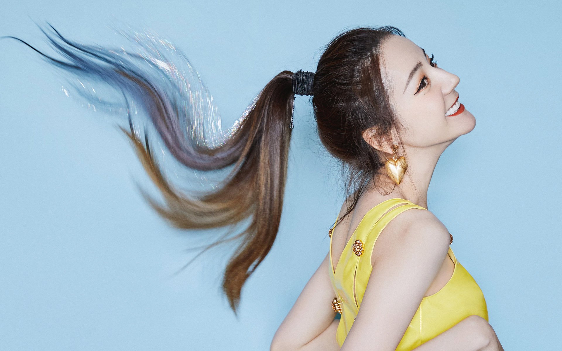 乐鱼电竞在线平台-女子足球设立青训转型桥梁打通成长后期通道,女子足球训练视频