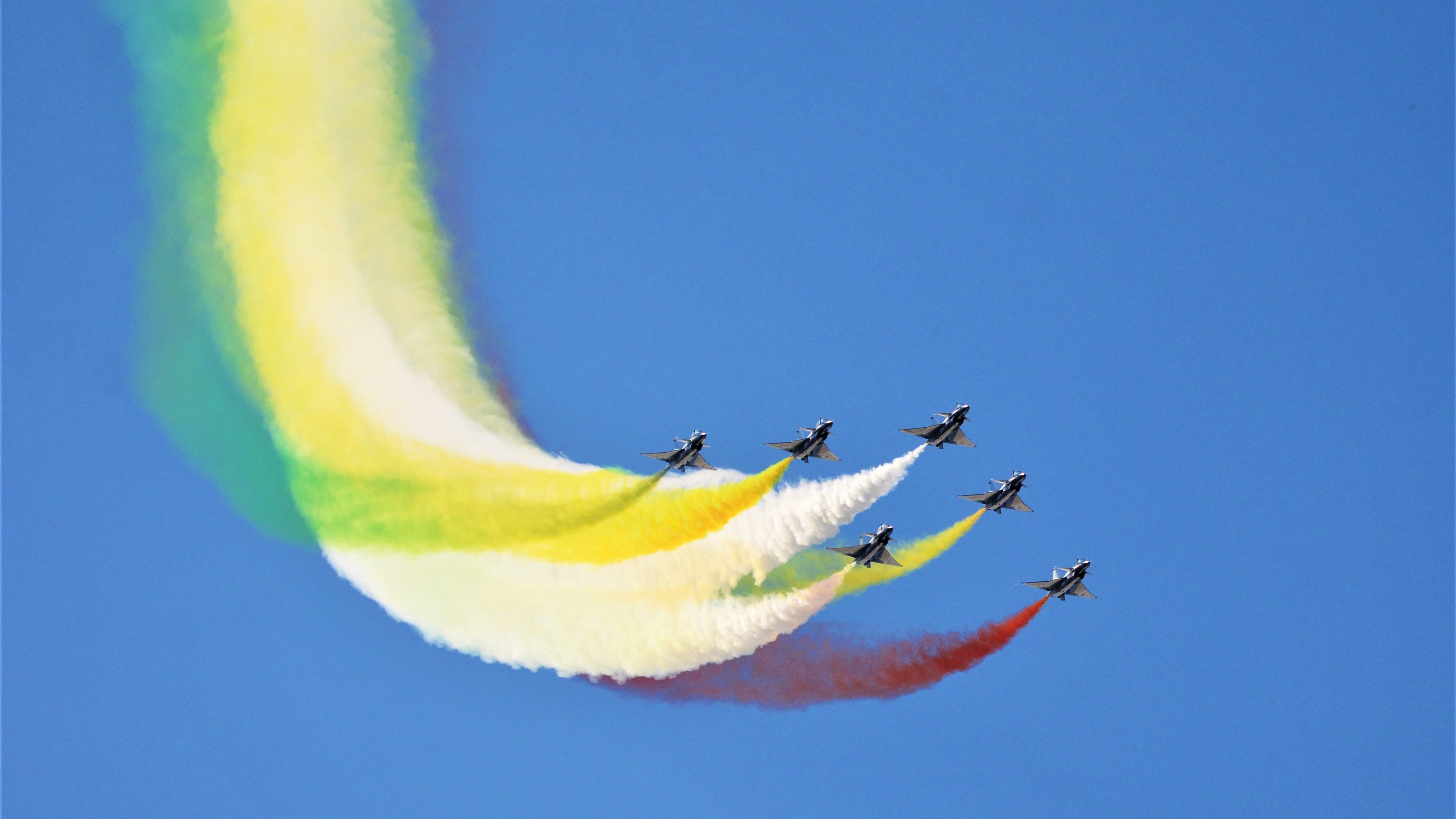 乐鱼电竞在线平台-法甲新星崛起:未来之光闪耀未来!,法国足球未来之星