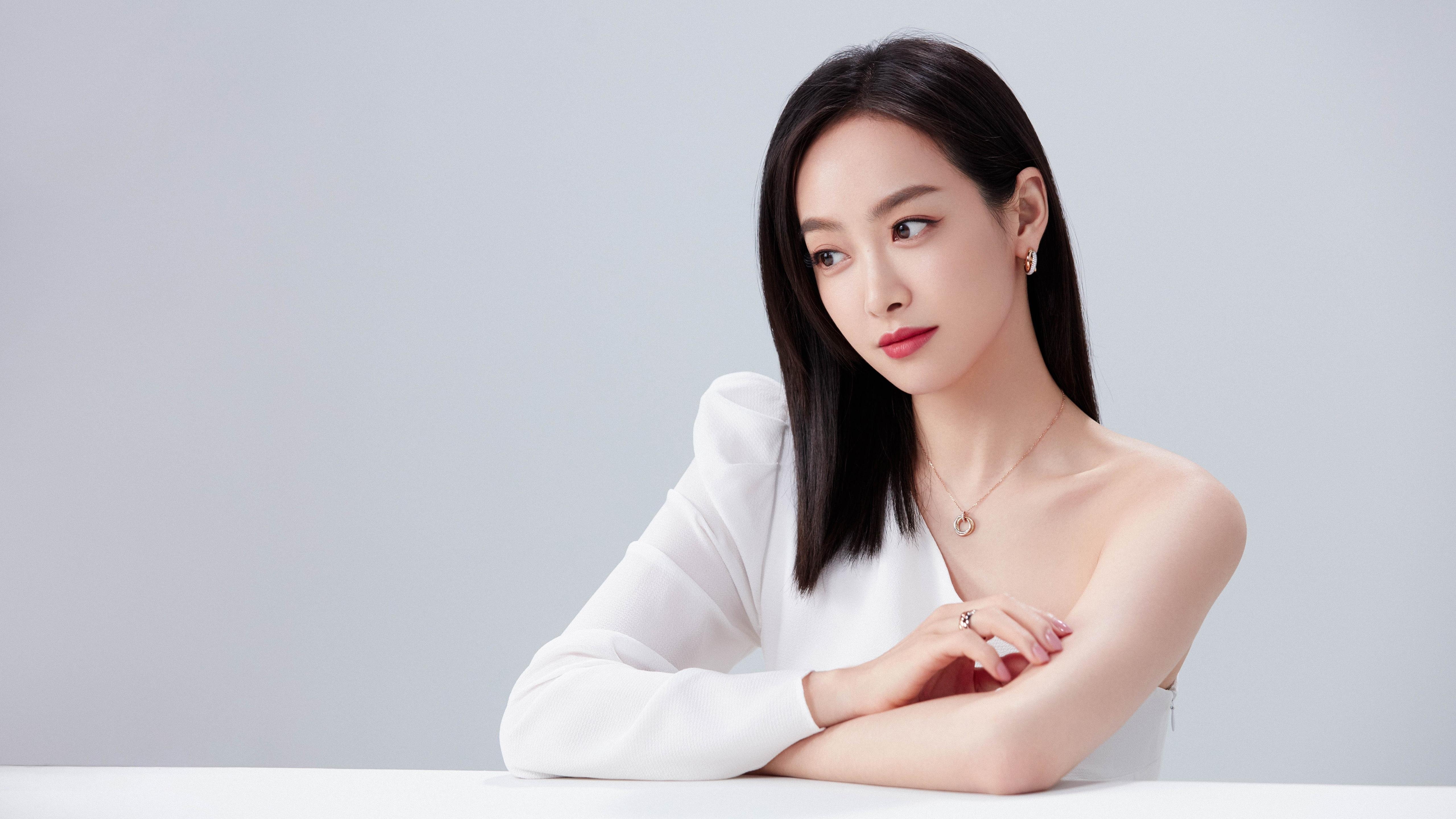 Leyu Sport下载-9人药厂新帅带队首胜，滕哈格11打10被对手绝平，腾格里haya